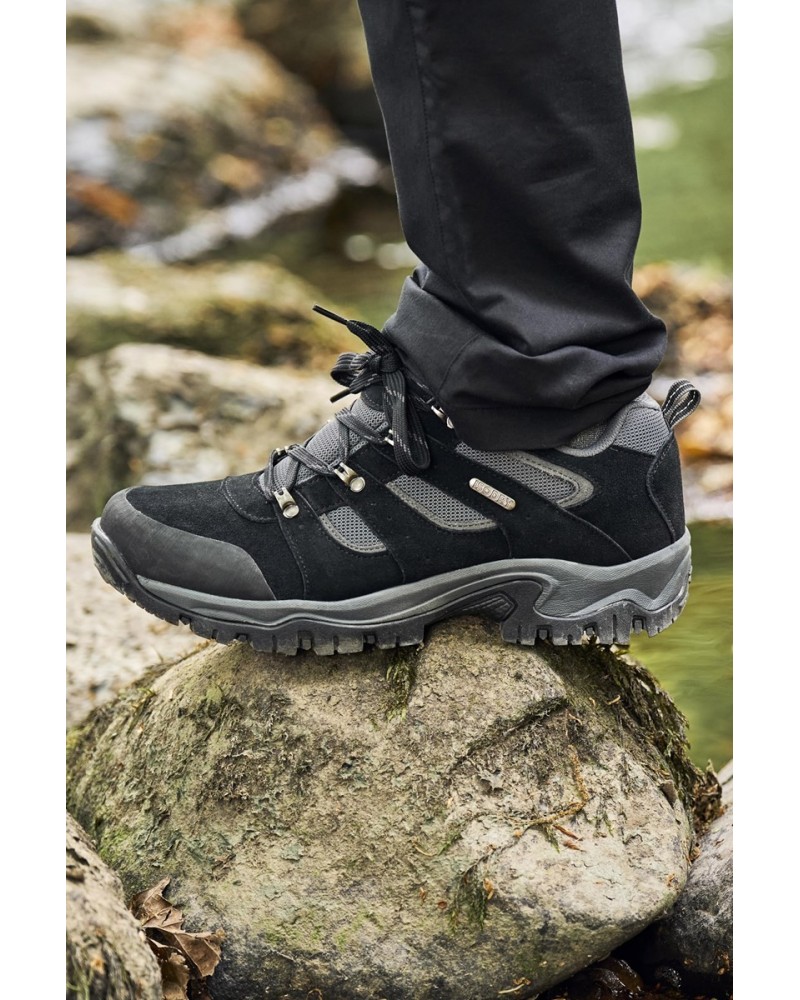 Voyage Mens Waterproof Hiking Shoes Jet Black $34.50 Footwear