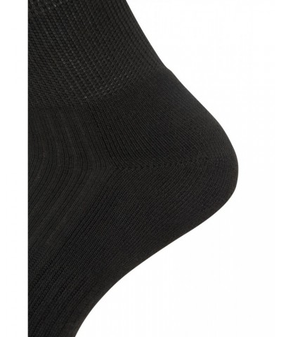 Isocool Mid-Calf Hiker Socks Black $11.79 Accessories